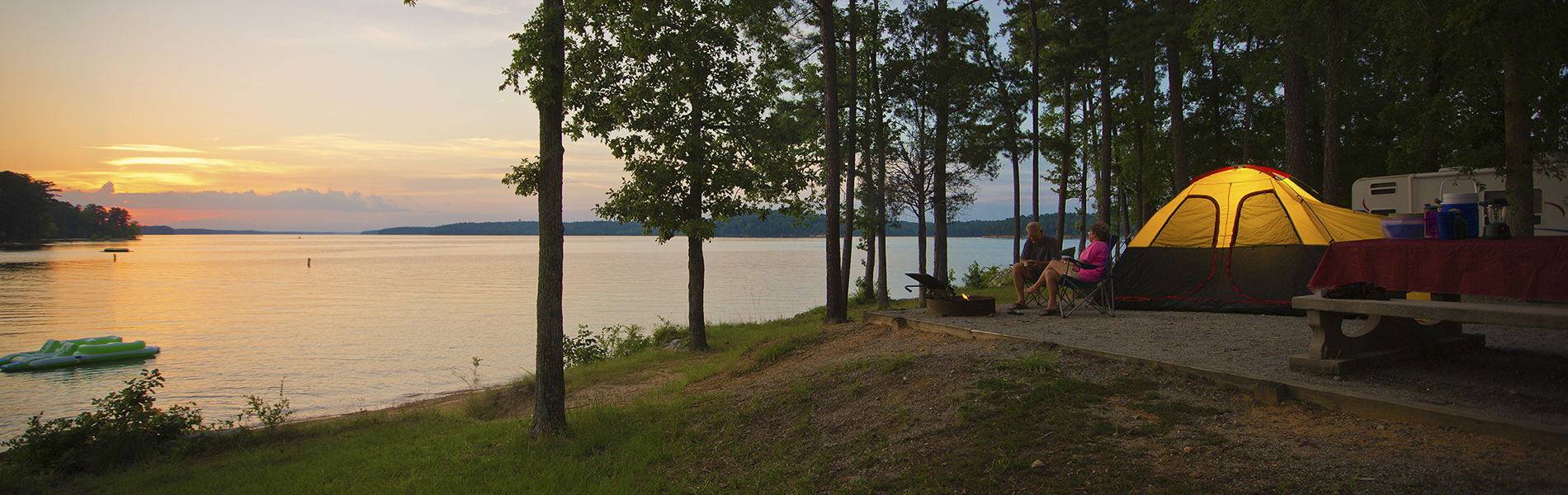 Campgrounds with outlet electricity near me